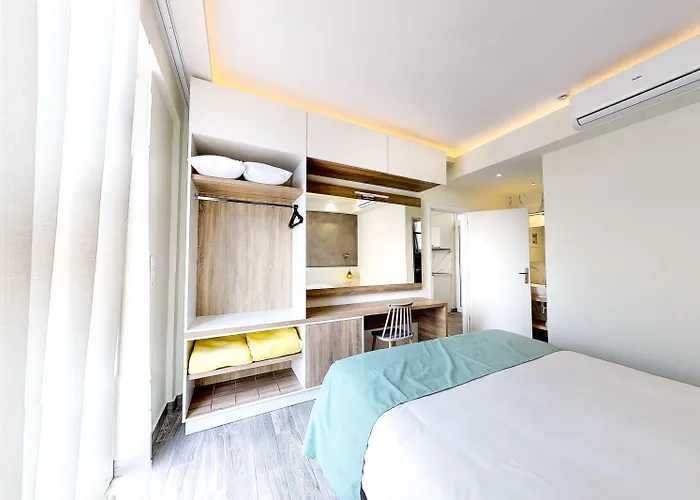 Porto Kalamaki Hotel