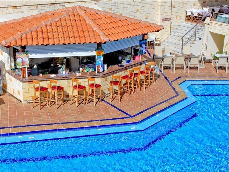 Porto Hotel Kalamaki